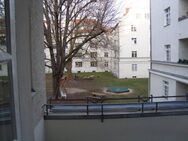 Vermietete Altbauwohnung in denkmalgeschütztem Bauensemble mit parkähnlicher Grünanlage - Berlin