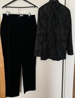 Jacke mit 3D-Jacquardmster, plus Samthose - Freiburg (Breisgau)