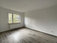 Schöne 3-Zimmer-Wohnung mit Dusche und Singleküche in Wilhelmshaven City zu sofort! - Wilhelmshaven
