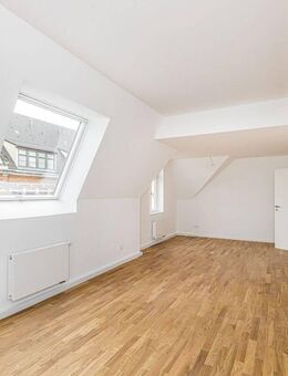 KAPITALANLAGE MIT STIL // Gehobene 3-Raum-Wohnung über den Dächern der Stadt // vermietet - Leipzig