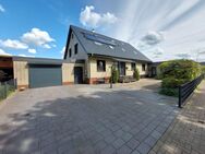 Großzügige Immobilie in Hohenlockstedt mit Pool und separater Einliegerwohnung sucht neue Bewohner - Hohenlockstedt