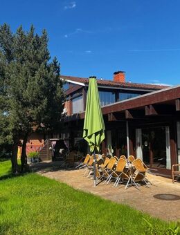 Solides Investment in Küstennähe - Vollvermietetes Wohn- und Geschäftshaus mit attraktiver Rendite - Langen (Landkreis Cuxhaven)
