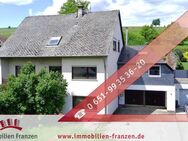 Pluwig: Dreifamilienhaus mit Garten, Kamin & 2 Garagen - ideal für Kapitalanleger, Mehrgenerationenwohnen oder Wohnen & Arbeiten unter einem Dach! - Pluwig