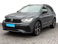 VW Tiguan, 2.0 TDI R-Line BlackStyle IQ Dig, Jahr 2022 - Hannover