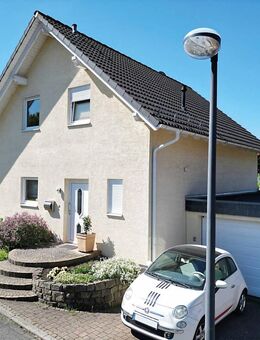 Familienhaus mit jungem Baujahr in Arnsberg! - Arnsberg