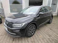 VW Tiguan, 2.0 TDI Life, Jahr 2022 - Bergkamen