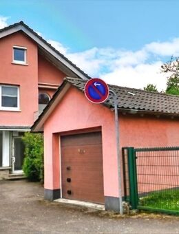 Einfamilienhaus mit Geschichte und Potenzial - Wohnen und Gewerbe vereint in Teningen - Teningen