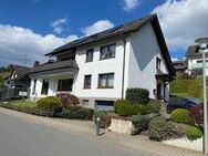 ***Einziehen und wohlfühlen-großes Ein-Zweifamilienhaus in Eslohe-Kückelheim - Eslohe (Sauerland)