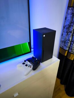 Xbox Series X 1TB – Sehr guter Zustand + 2 Controller + Zubehör - Hagen (Stadt der FernUniversität) Vorhalle