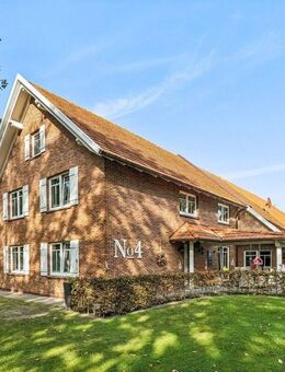 Kernsanierter Resthof mit großem Grundstück, Partyhaus, Remise und vielseitigen Nutzungsmöglichkeiten - Saterland