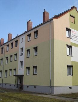 Sonnige 3-Raum-Wohnung mit Balkon - Barby (Elbe)