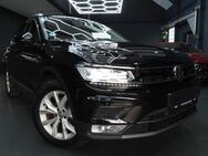 VW Tiguan 2.0 TDI 4M HIGHLINE/DSG/LED/NAVI/ACC/AHK - Schorndorf (Baden-Württemberg)