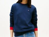 Tommy Jeans Sweatshirt TJW REG S FLAG CREW mit Logostickerei