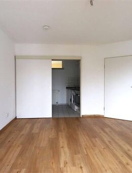 *** RESERVIERT *** Mitten in Erlangen! Gepflegte 1,5-Zimmer-Wohnung - Erlangen