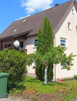 Solides Zweifamilienhaus mit schönem Obstgarten und Ausbaupotenzial - Dinkelsbühl