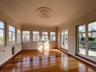 Stilvolle Eigentumswohnung mit Einbauküche in exclusiver Stadtvilla in Hamburg-Rahlstedt - Hamburg