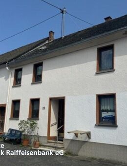 ### R E D U Z I E R T ### Wohnhaus mit Nebengebäude - Morbach