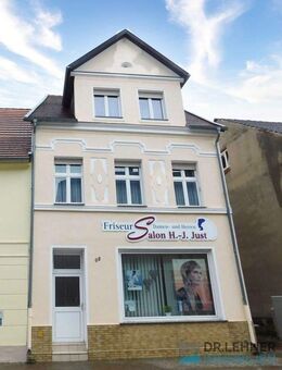 Charmantes Wohn- und Geschäftshaus im Zentrum von Lenzen - Lenzen (Elbe)