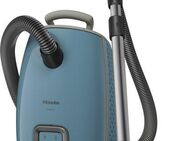Miele Bodenstaubsauger Guard L1 mit ComfortFit, Nachfolger Complete C3, 12m Aktionsradius, 890 W, mit Beutel, Leistungsstark, Premium Design, komfortable Reinigung mit 2in1 Düse