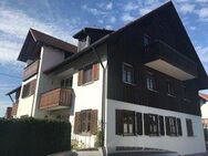 Helle, sonnige 3 ZKB-DG-Mietwohnung mit EBK und Südbalkon in ruhiger Lage in Türkheim-Irsingen zu vermieten - Türkheim