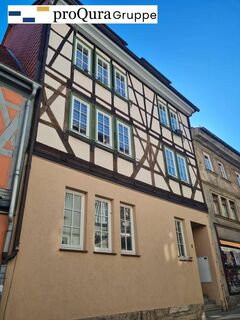 Geräumiges Mehrfamilienhaus in zentraler Lage von Mühlhausen
