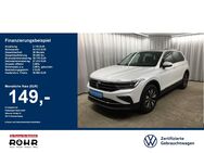 VW Tiguan, 1.5 TSI Move (05 202rantie ), Jahr 2023 - Passau