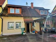 Doppelhaushälfte mit 4 Zimmern in Hollstadt - Hollstadt