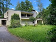 Villengrundstück mit freistehendem Einfamilienhaus (Altbestand) in Baldham/Vaterstetten - Vaterstetten