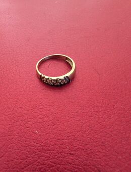 Goldring mit Diamantsplitter - Mechernich