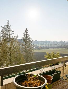 Gut geschnittene Zwei-Zimmer-Wohnung mit Balkon in S-Möhringen - Stuttgart