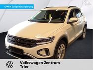 VW T-Roc, 1.5 TSI Life, Jahr 2023 - Trier