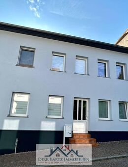 Die richtige Lage für Ihre Familie!! Gepflegtes Stadthaus / Doppelhaushälfte in Demmin. - Demmin