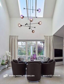 Einzigartiges stilvolles EFH mit Doppelgarage und traumhaftem Garten in idyllischer Ortsrandlage - Röthlein