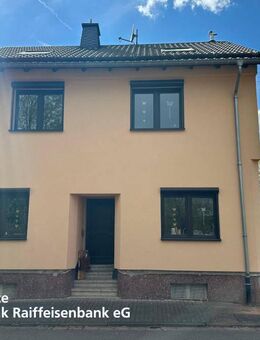 Charmantes Zuhause mit Garten, Garage und Ausbaureserve - Nohfelden