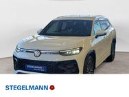 VW Tayron, 2.0 l TDI R-Line, Jahr 2022 - Lemgo