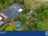 Eleganter Winkelbungalow mit Gartenidylle und Ausbaureserve - Elmenhorst (Landkreis Herzogtum Lauenburg)