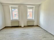 Gepflegte ruhige Stadtwohnung ! Renovierte 2-ZW, Nähe Bahnhof, 55 m², ruhig u. zentral gelegen, im 3.OG - Nürnberg