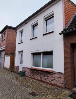 Gemütliches 4-Zimmer-Stadthaus mit Terrasse in Grevesmühlen - Grevesmühlen