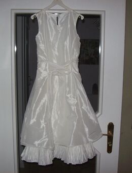 Kommunionkleid mit Tüllrock - Erwitte