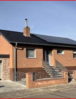 Bungalow mit Pool und großem Garten in ruhiger Wohnlage - Gimbsheim