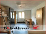 Große 6-Zimmer-Wohnung im Erdgeschoss mit EBK + Ofen - Meßkirch