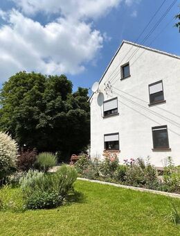 Gemüse aus dem eigenen Beet, Strom vom eigenen Dach - Landhaus mit Einliegerwohnung nahe Roßwein - Roßwein