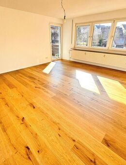 Provisionsfrei: Sanierte 4 Zimmer Wohnung in Burgthann mit Garten, Balkon und Garage - Burgthann