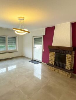 Modernisiertes, freistehendes Einfamilienhaus mit Bauland - Stockstadt (Rhein)