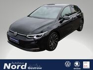 VW Golf, 2.0 TDI Style SITZHEIZU, Jahr 2023 - Güstrow