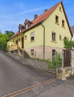 Charmantes Einfamilienhaus mit Scheune und großem Grundstück in Versbach - Würzburg