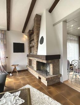 Wohnidylle am Edersee - Stilvolles Haus mit Terrasse, Kamin und vielseitigem Souterrain - Vöhl