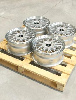 Set-JR#300 – Japan Racing JR23 Felgenset - Neuhaus (Inn)