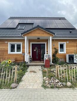 Haus im modernen Landhausstil mit PV-Anlage + Garantie - Borkwalde