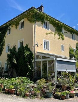 provisionsfreie Erdgeschoßwohnung mit Wintergarten und 2 Garagen zur Kapitalanlage - Kiefersfelden
